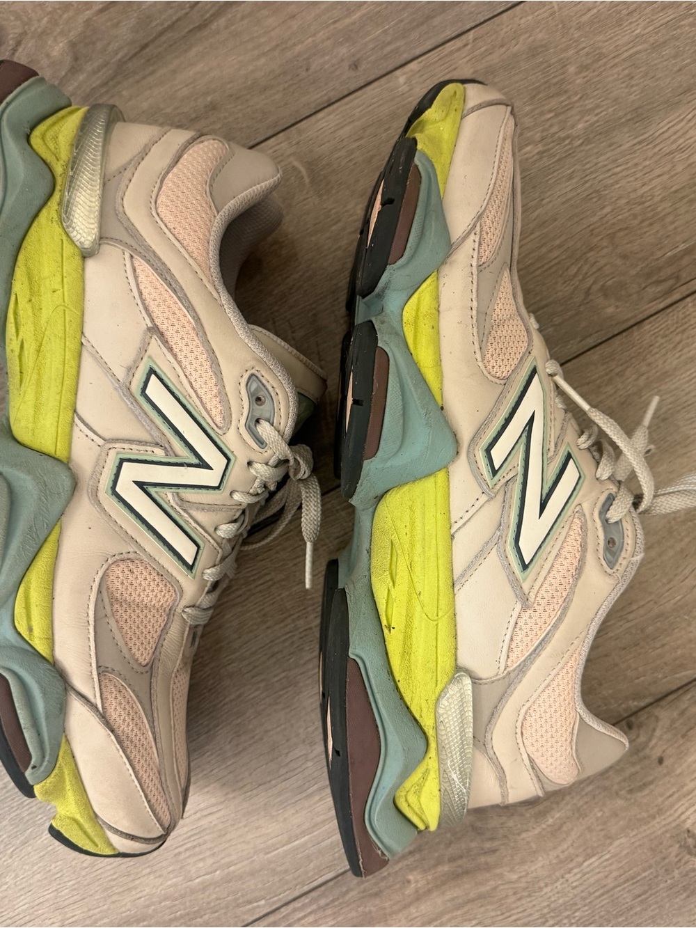 New Balance 9060 Sneakers